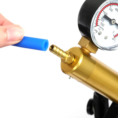 Luxamax Premium: Bomba de Vacío Heavy-Duty con Cuerpo de Latón y Empuñadura de Tijera